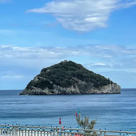 公寓 Acquamarina 20 贝尔杰吉